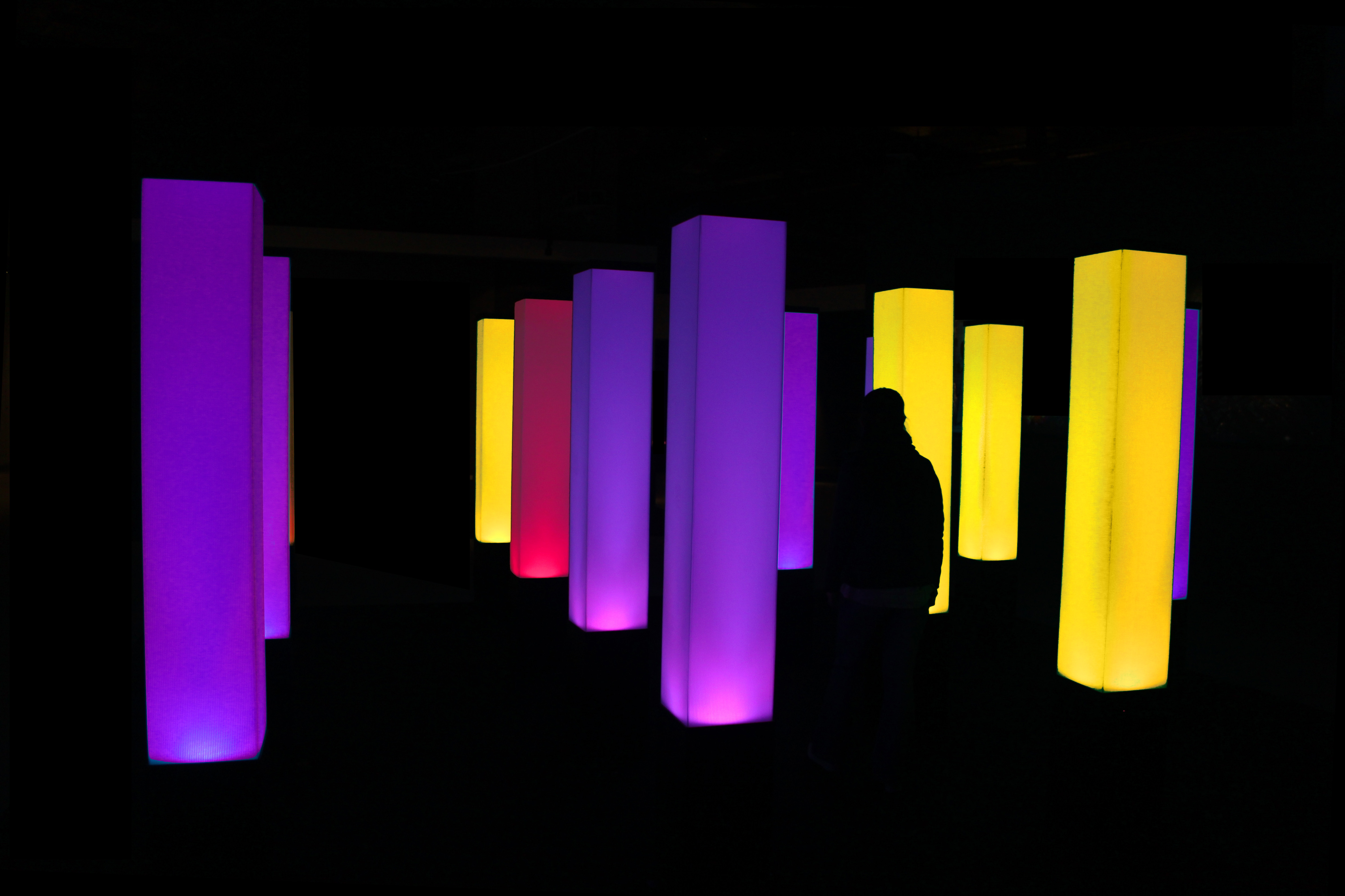 Virtual Displaced Resonance